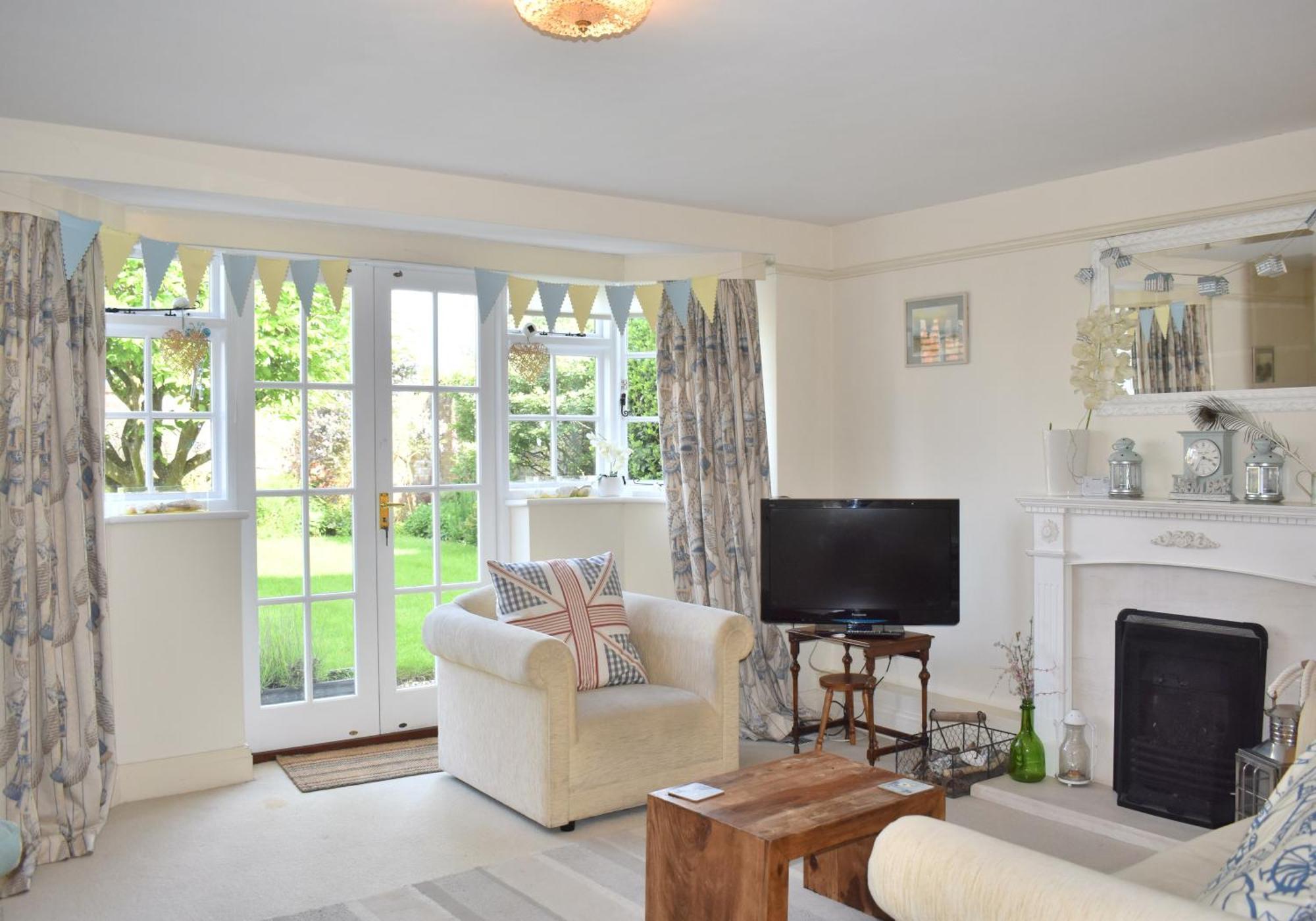 Georgian 2 Bedroom Apartment In Chichester With Free Parking - Chichester Holiday Properties Exterior foto
