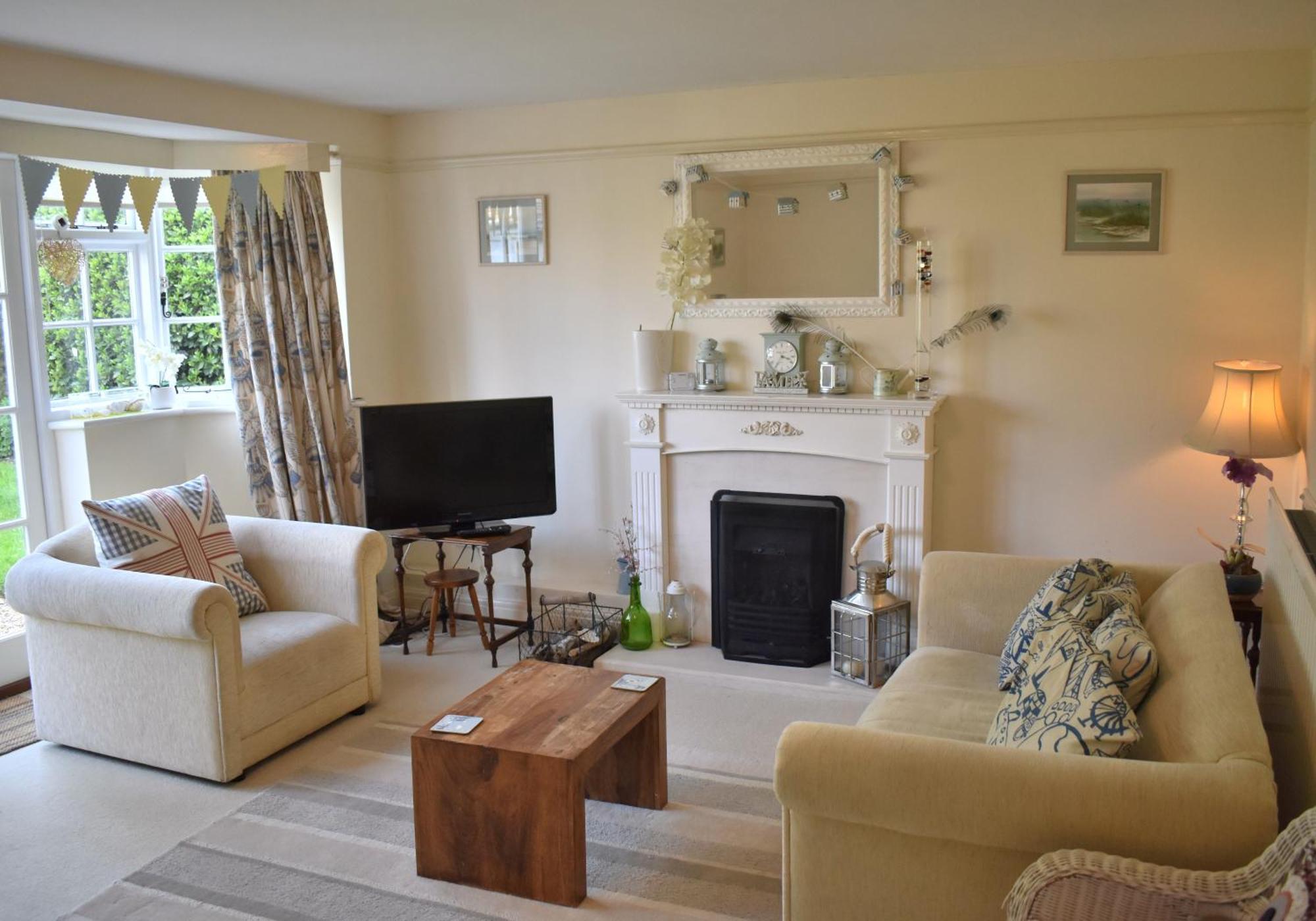 Georgian 2 Bedroom Apartment In Chichester With Free Parking - Chichester Holiday Properties Exterior foto